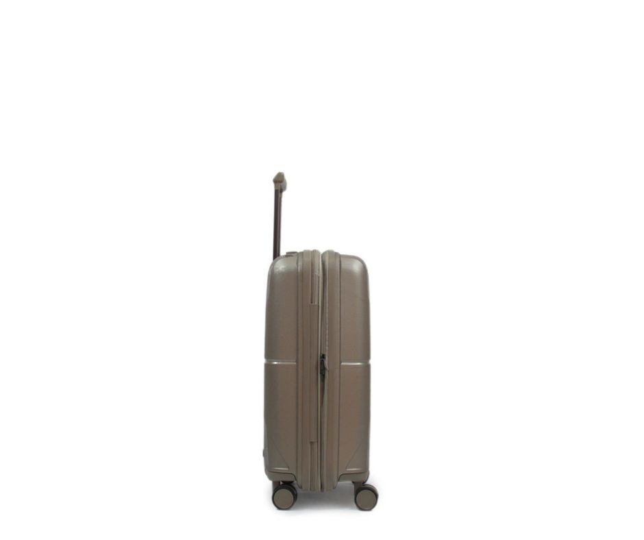 Vidutinio dydžio lagaminas Airtex 245/M champagne