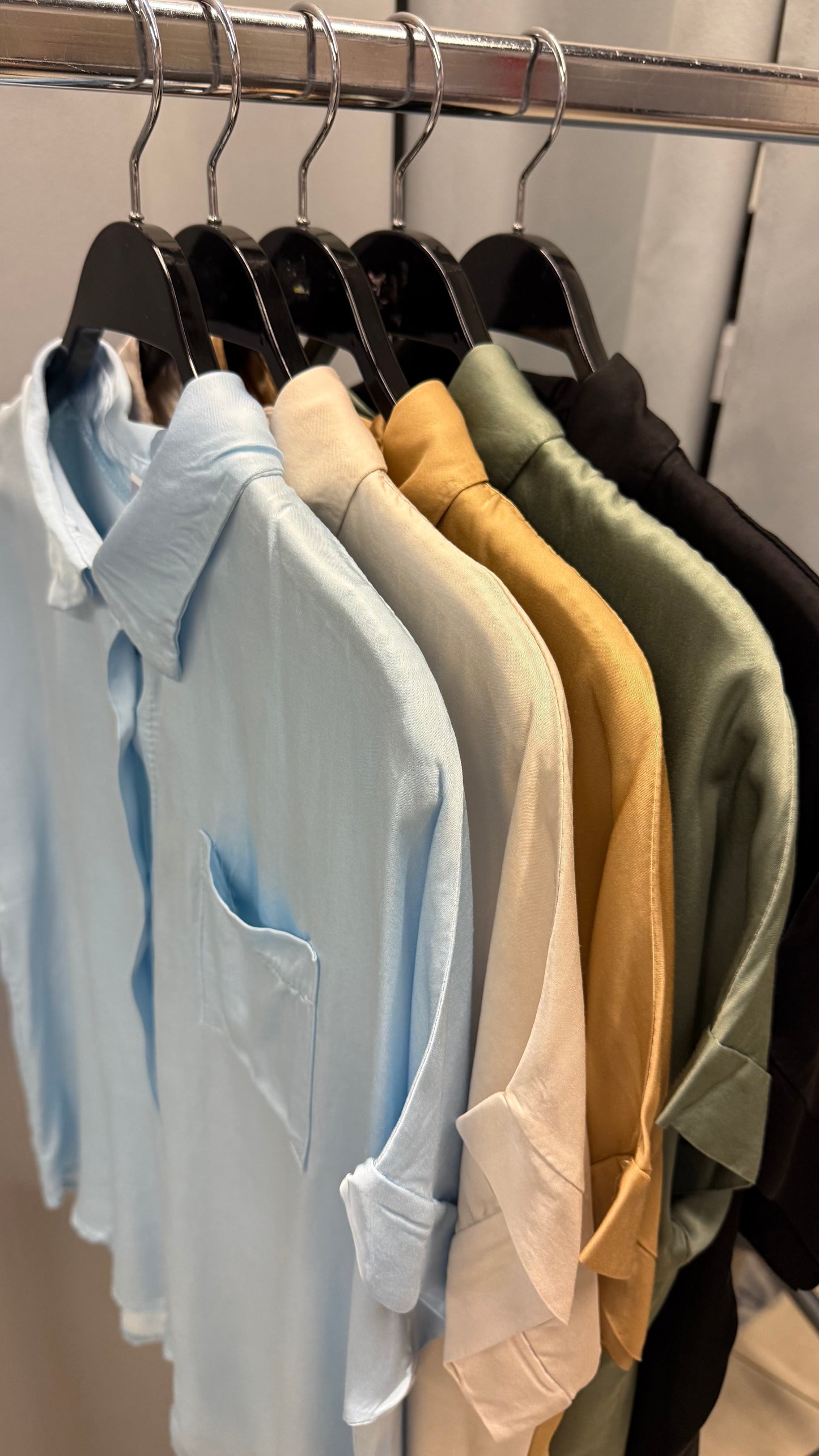 Lengvi kostiumėliai SAND